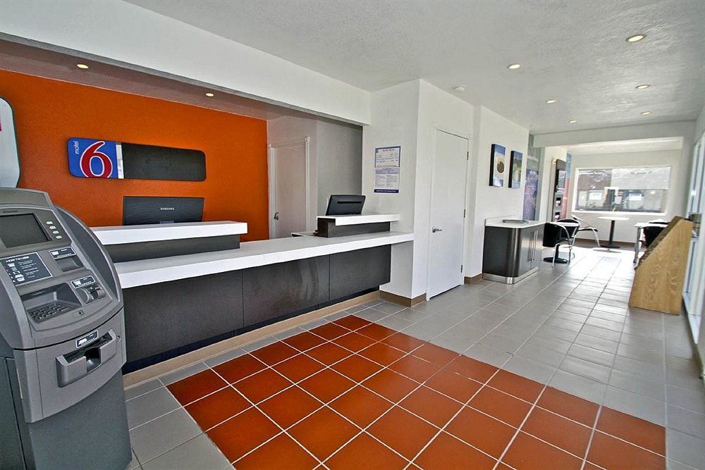 Motel 6-Long Beach, Ca - International City Bagian luar foto